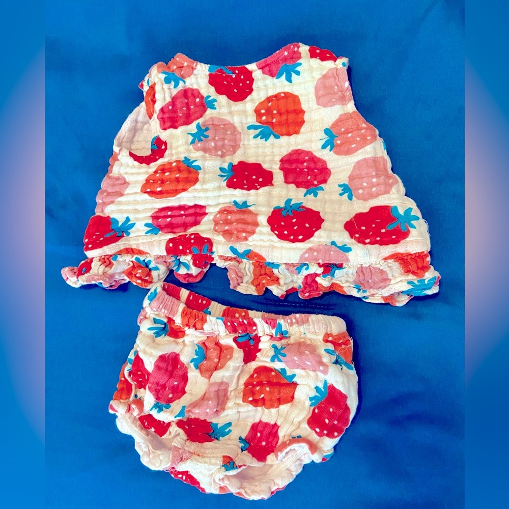 Two-piece strawberry baby girl outfit, 3-6months